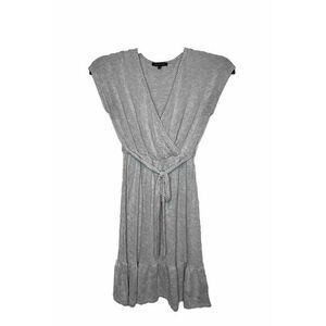 Caution to the Wind Women's Size M‎ Gray White Stripe V-Neck Knee Length Dress